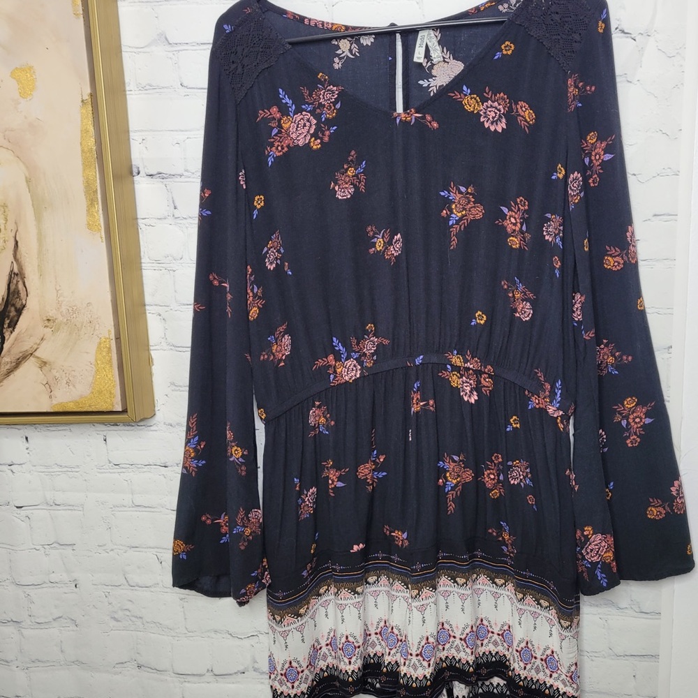 🌼5/$25🌼Mudd hippie boho long bell sleeve romper